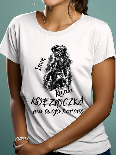 Prezent dla motocyklistki prezent dla niej koszulka z nadrukiem każda księżniczka ma swoją koronę biała
