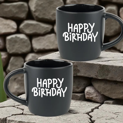 KUBEK-NA-PREZENT-PERSONALIZOWANY-Z-GRAWEREM-CZARNY-PERSONALIZOWANE-PREZENTY-1