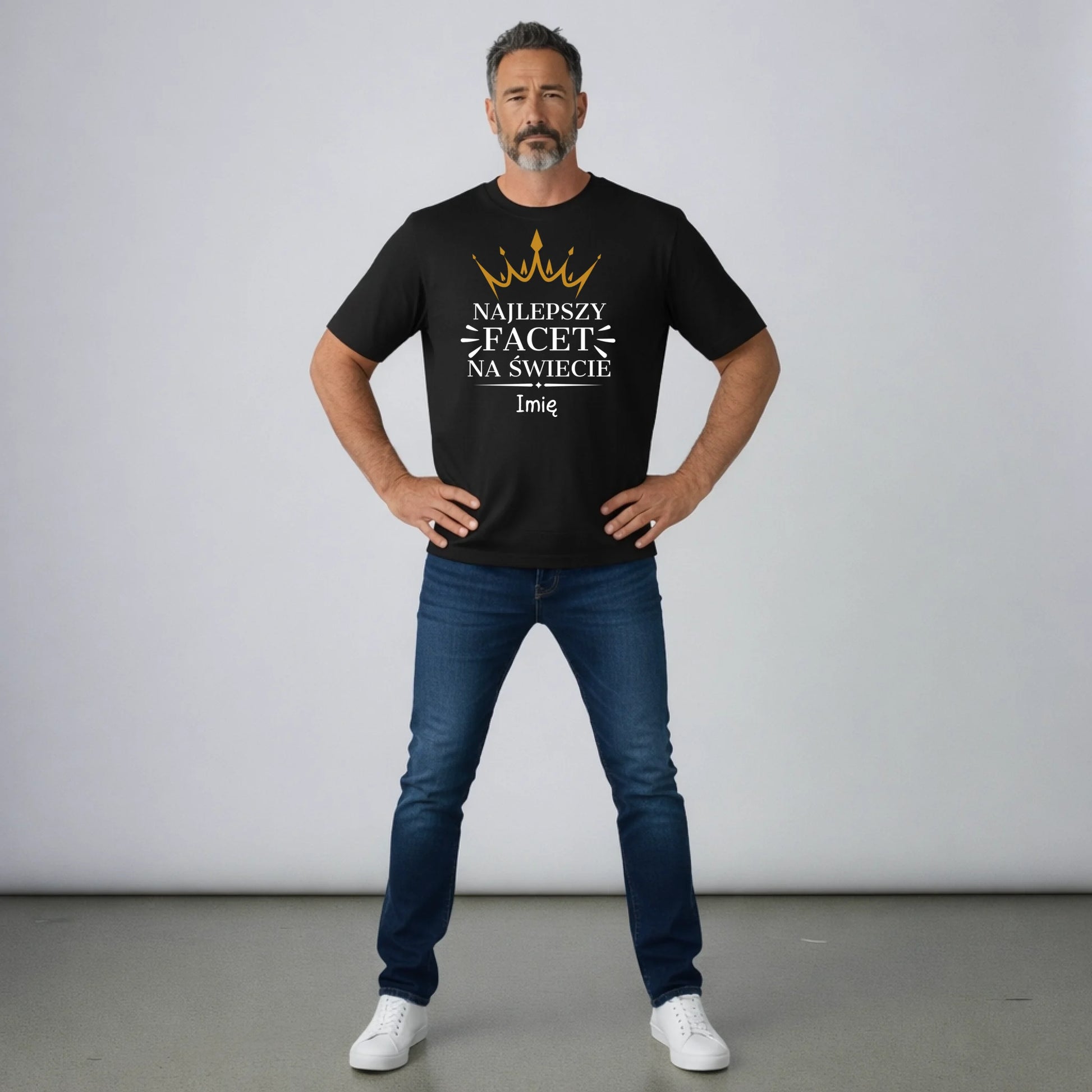 KOSZULKA-Z-NADRUKIEM-MESKA-CZARNA-1-PERSONALIZOWANE-PREZENTY