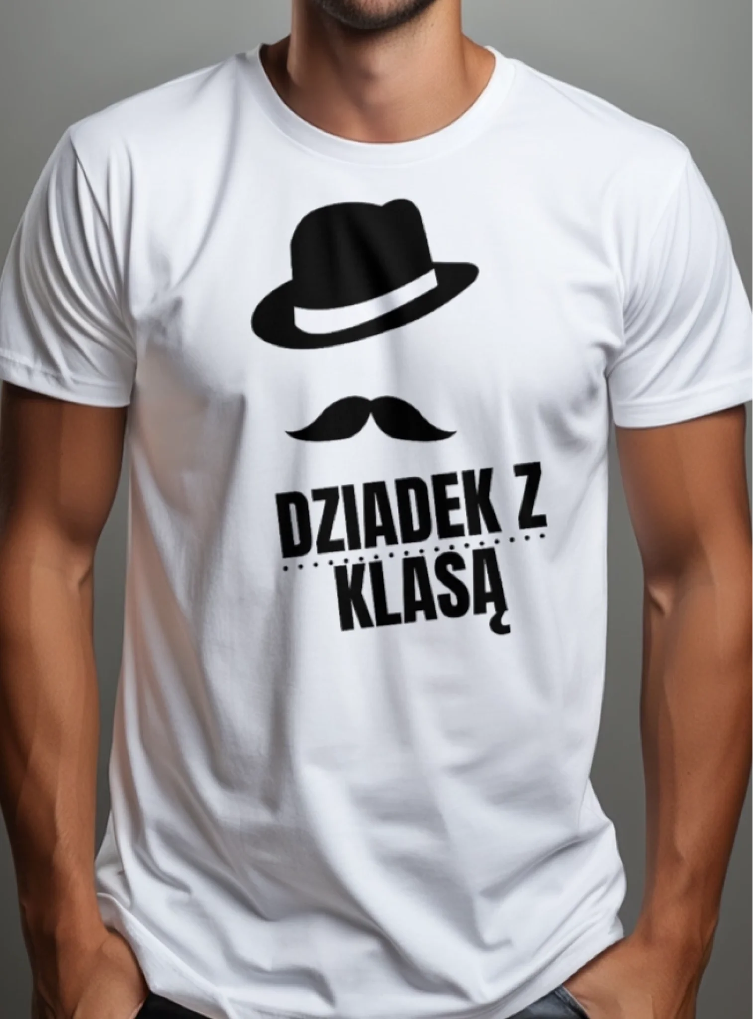 Prezent z okazji dnia dziadka koszulka z nadrukiem dziadek z klasą z kapeluszem i wąsem białya