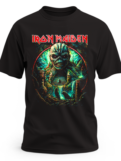 Czarna koszulka Iron Maiden z Eddiem w okręgu na zielonym tle