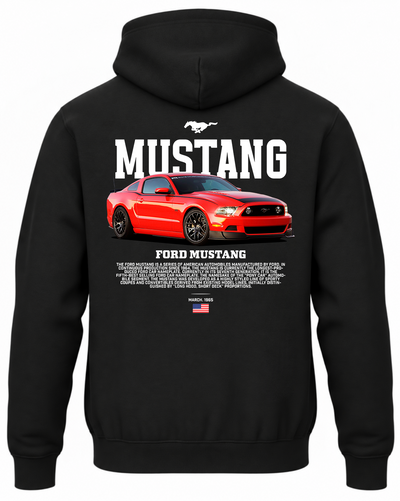Czarna bluza z kapturem z nadrukiem czerwonego samochodu Ford Mustang