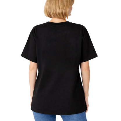 Koszulka OVERSIZE dla młodej mamy z napisem GOTOWA NA NIEPRZESPANE NOCE z imieniem dziecka czarna