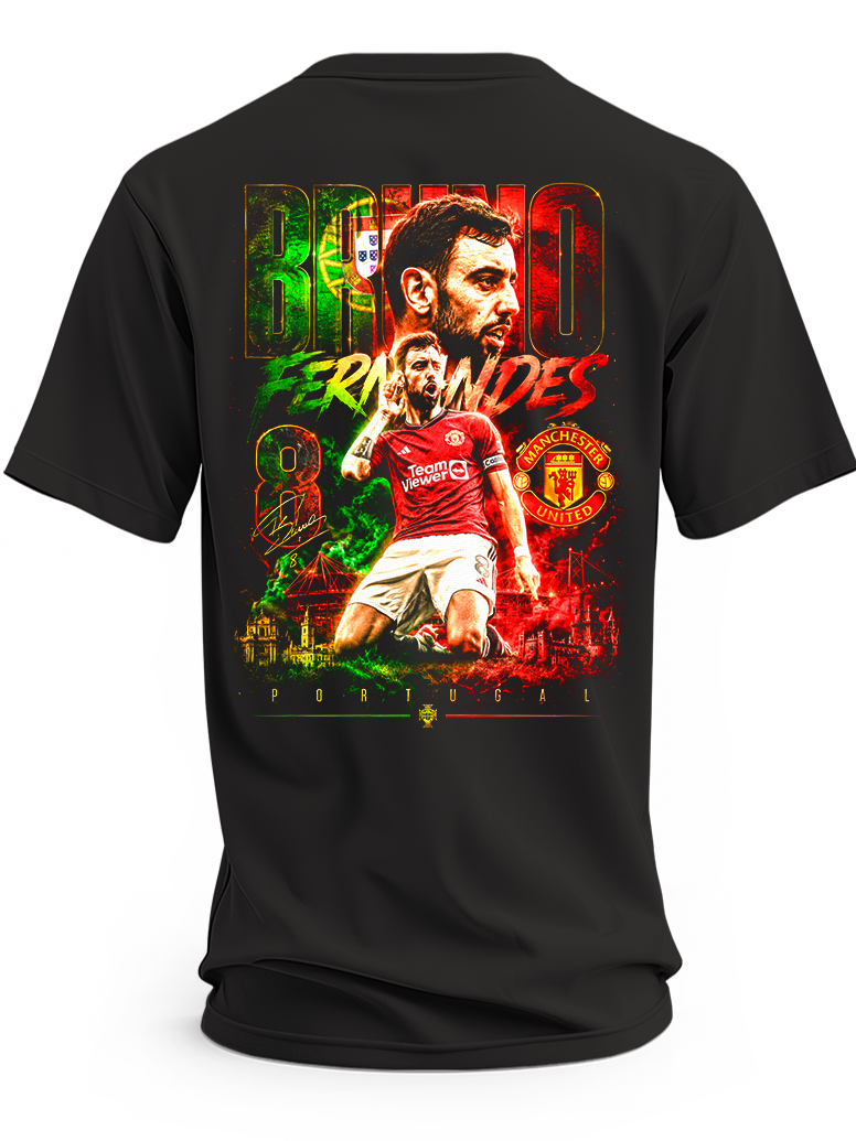 Czarna koszulka z nadrukiem Bruno Fernandesa w stroju Manchesteru United i z numerem 8.