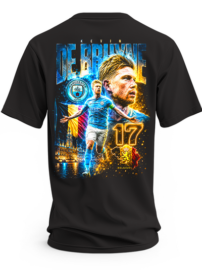 Czarna koszulka z nadrukiem Kevina De Bruyne’a w stroju Manchesteru City z numerem 17.