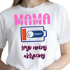 Prezent dla młodej mamy koszulka z nadrukiem damska z grafiką rozładowanej baterii oraz napisem tryb nocny aktywowany