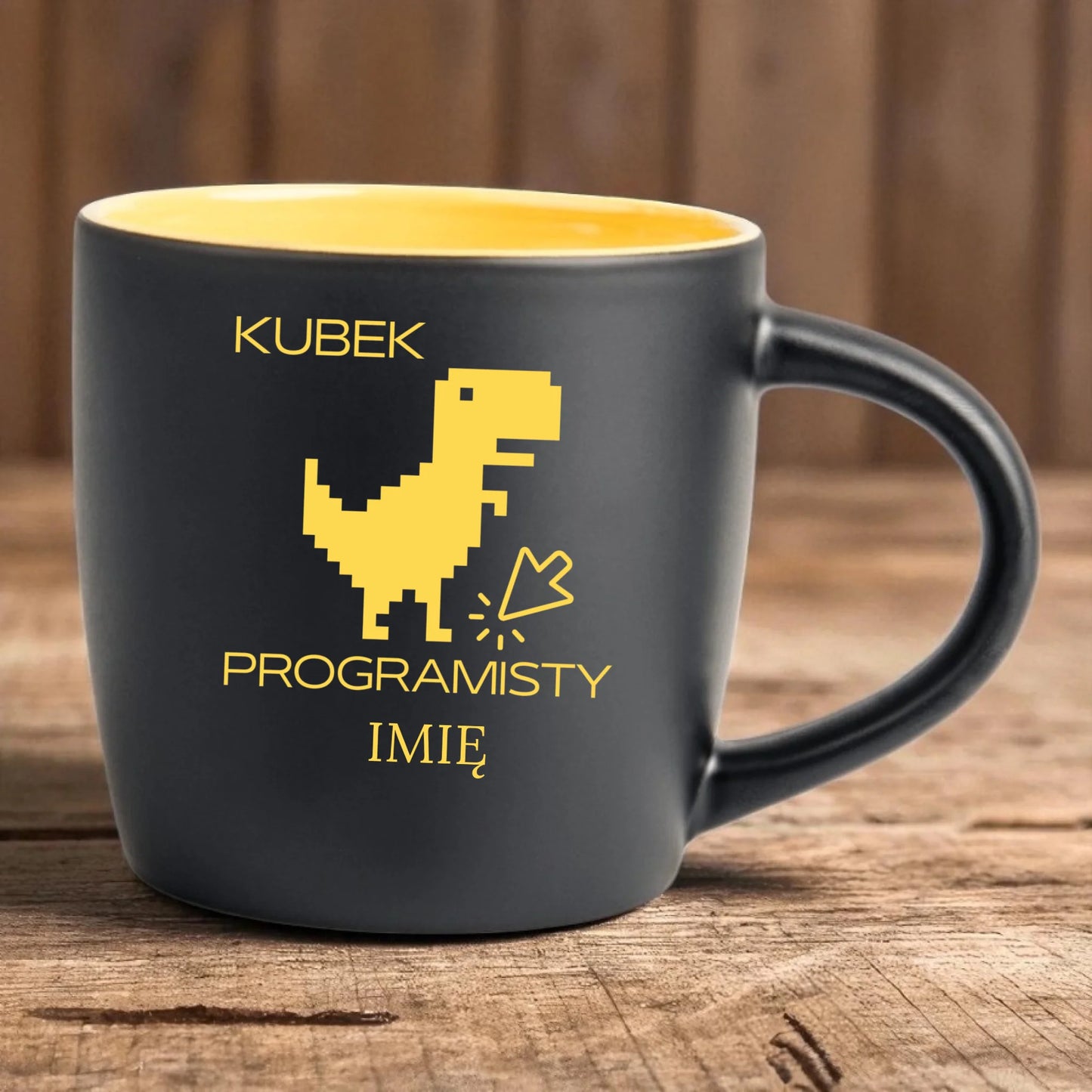 Kubek programisty z grawerem – idealny prezent dla programisty